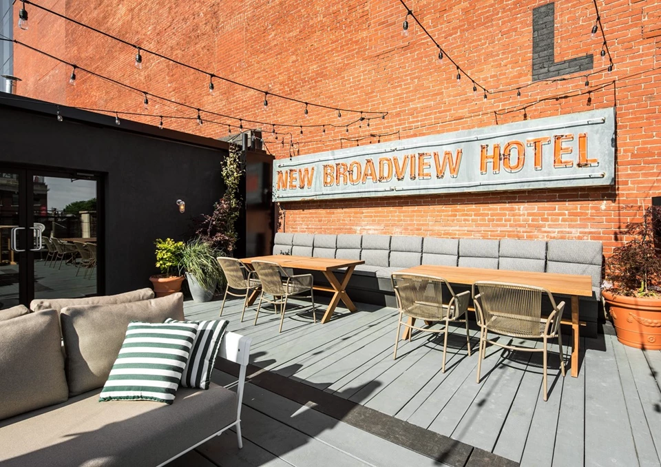 Broadview Hotel